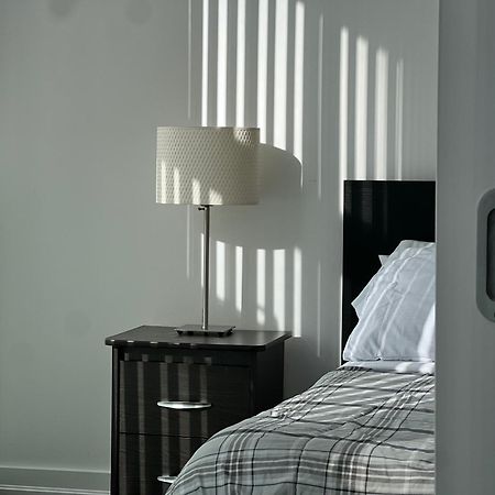 טורונטו Grand Royal Suites מראה חיצוני תמונה