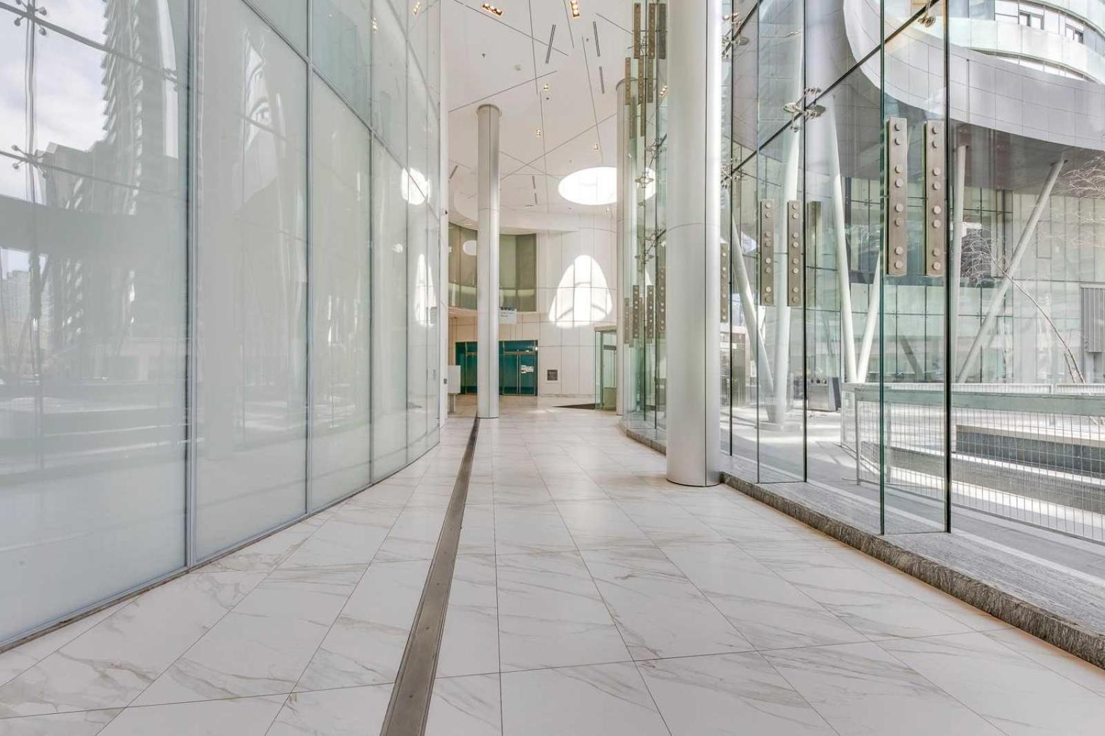 טורונטו Grand Royal Suites מראה חיצוני תמונה